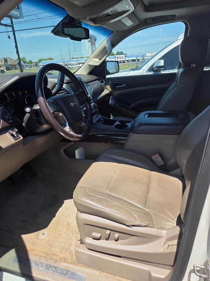 Chevrolet Suburban LT 1500 2WD 2015