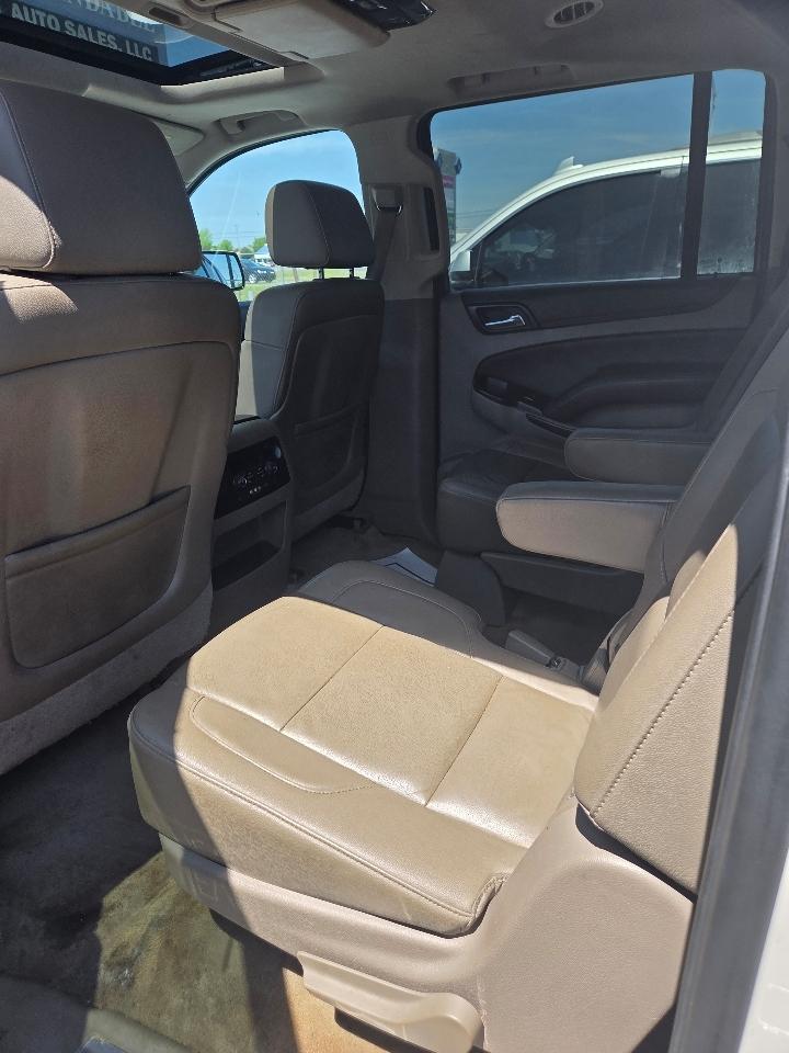 Chevrolet Suburban LT 1500 2WD 2015