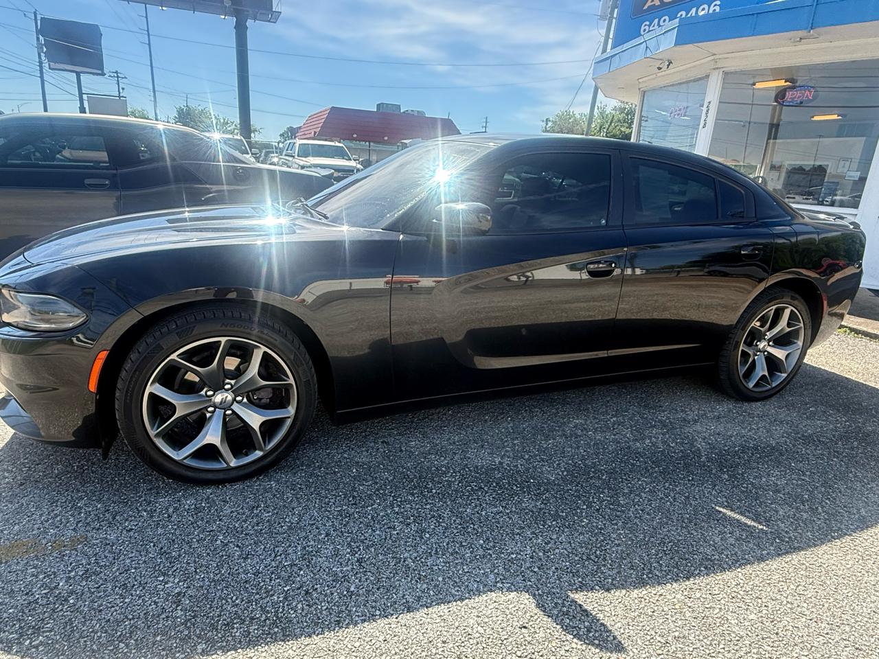Dodge Charger SXT 2017