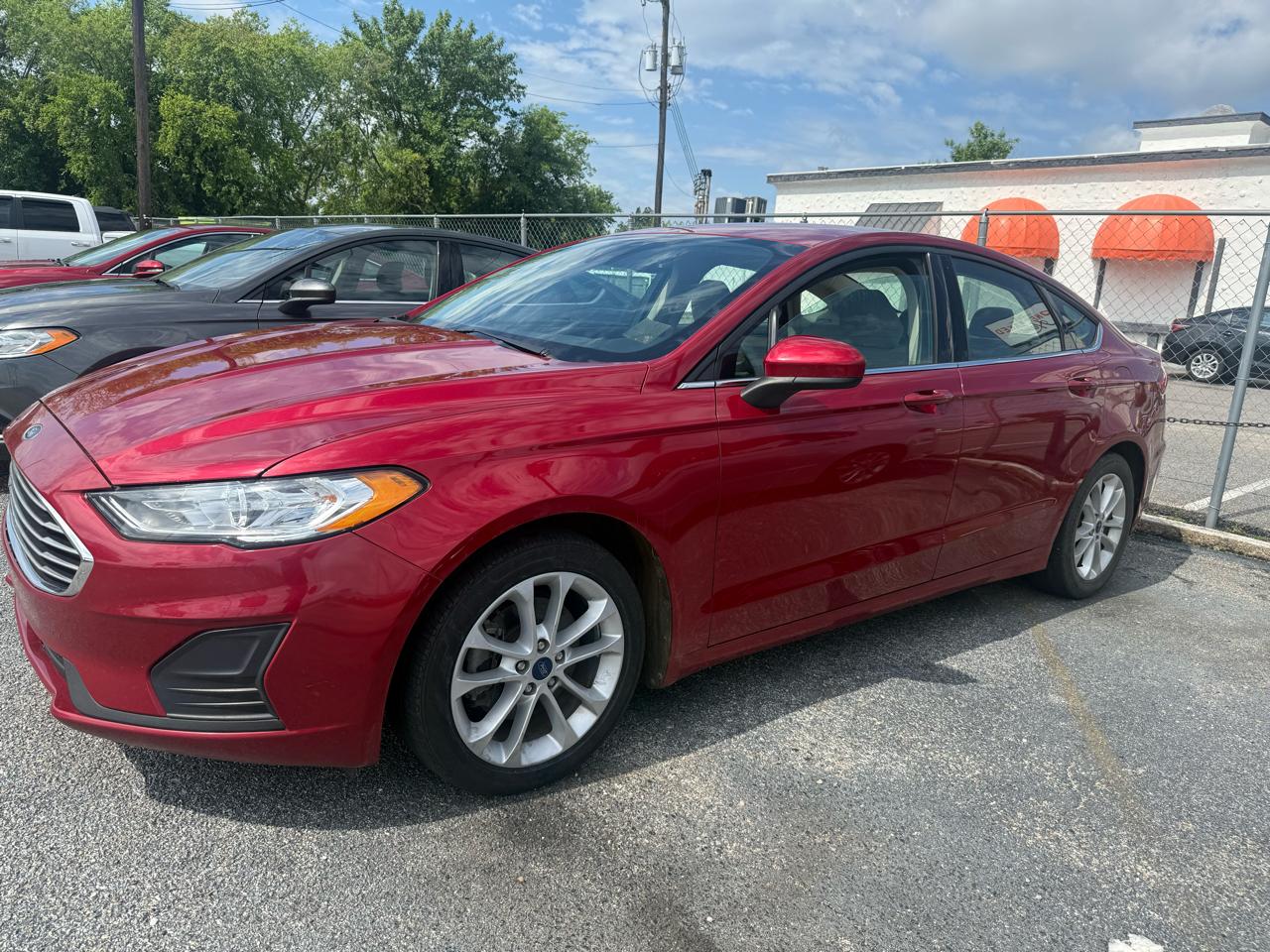 Ford Fusion SE 2020