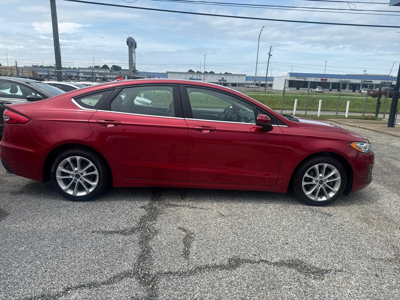 Ford Fusion SE 2020