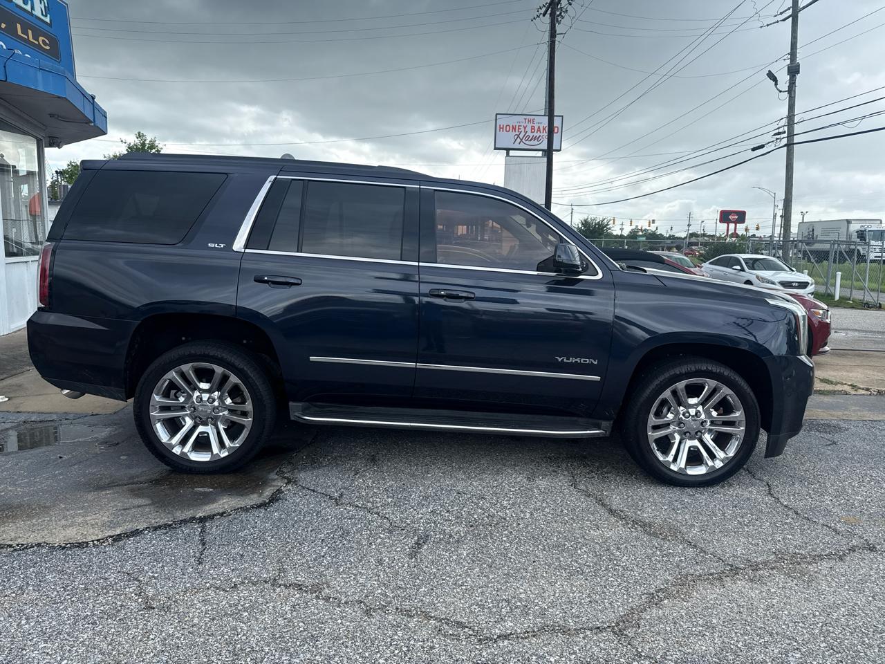 GMC Yukon SLT 2WD 2017