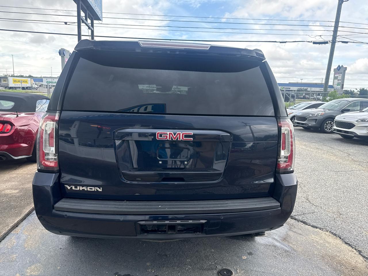 GMC Yukon SLT 2WD 2017