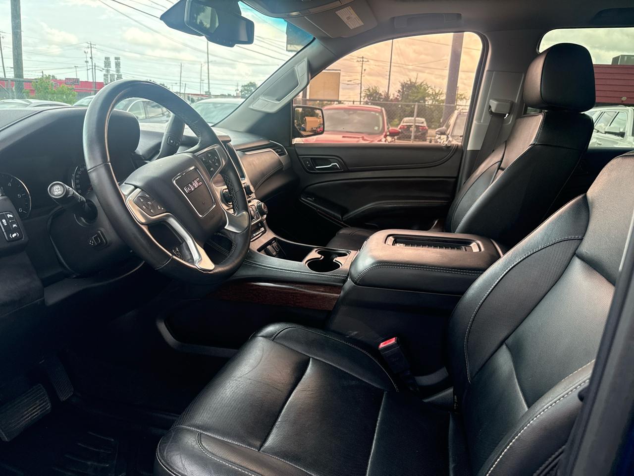 GMC Yukon SLT 2WD 2017