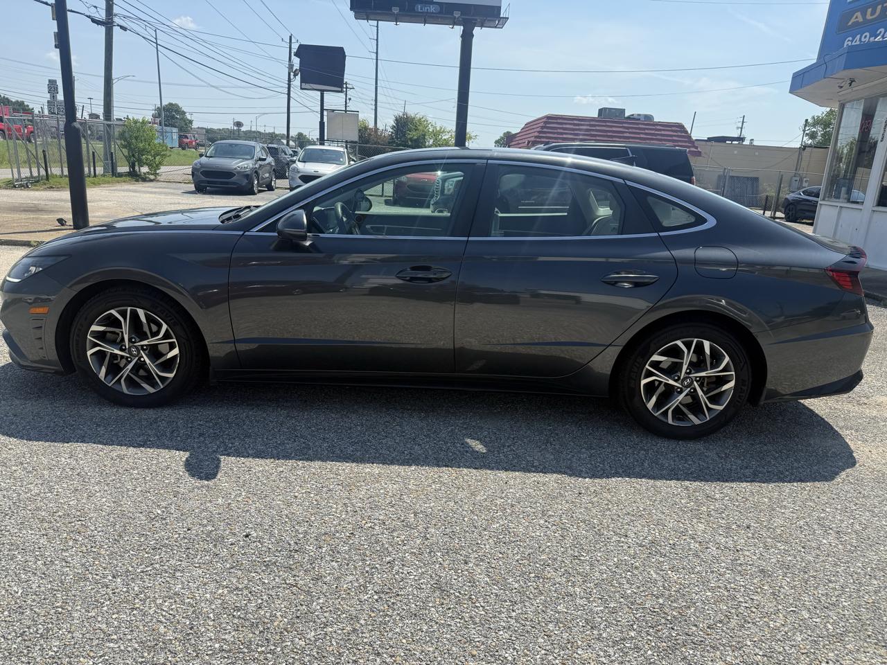 Hyundai Sonata SEL 2022