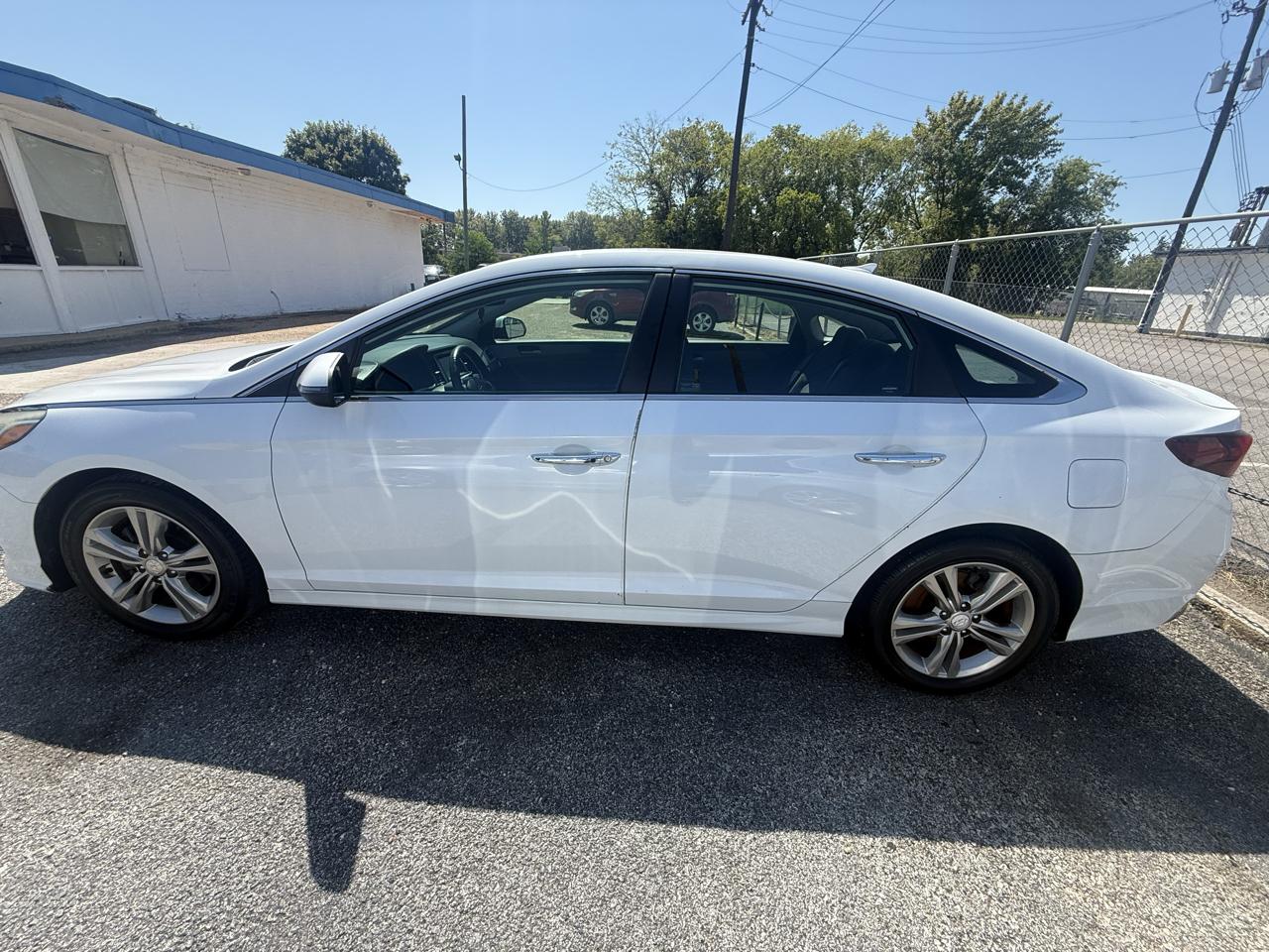 Hyundai Sonata photo 5