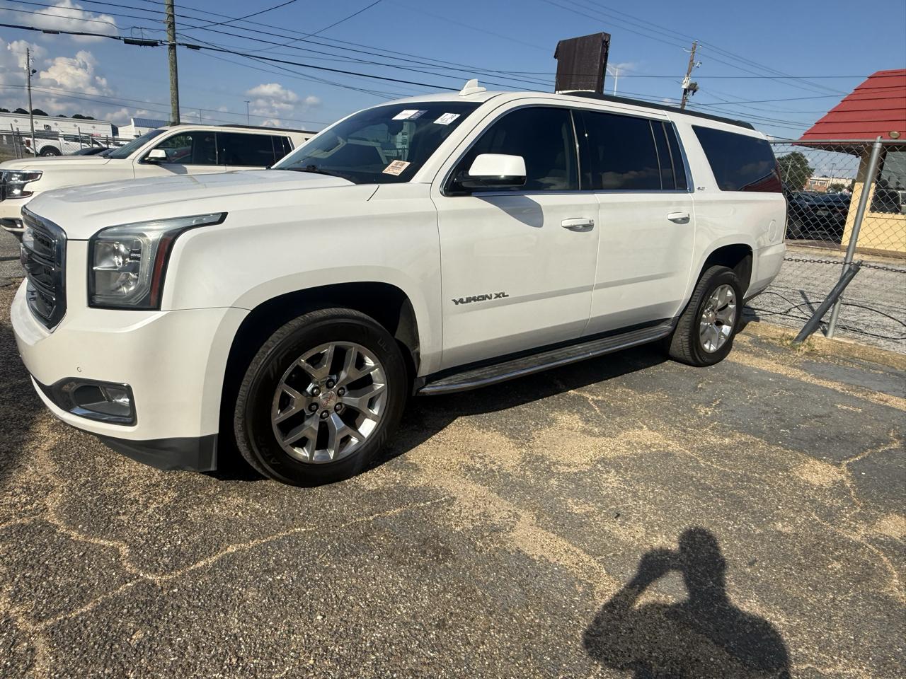 GMC Yukon XL SLT 2WD 2016