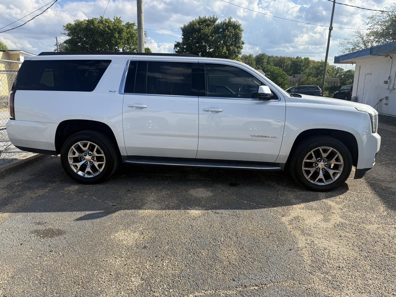 GMC Yukon XL SLT 2WD 2016