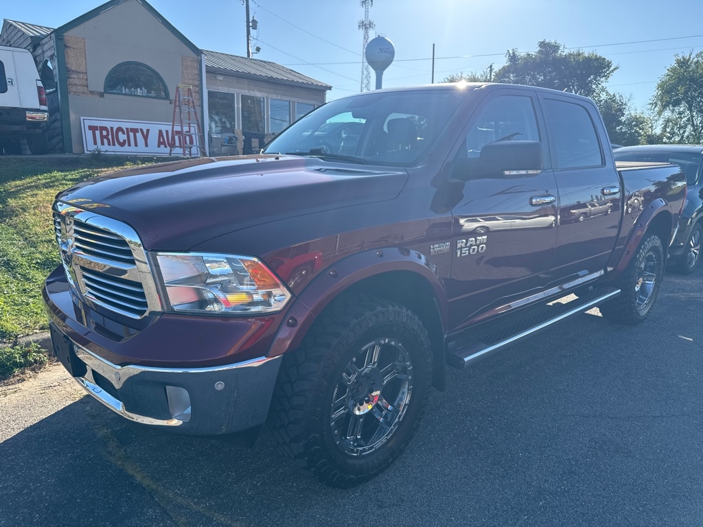 2016 RAM 1500 SLT