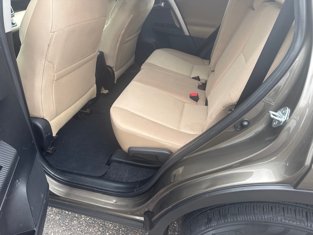 Toyota RAV4  2015 Toyota RAV4  2015