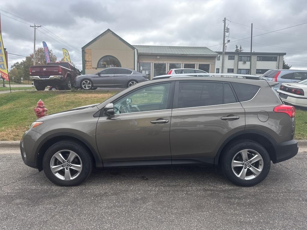 Toyota RAV4  2015