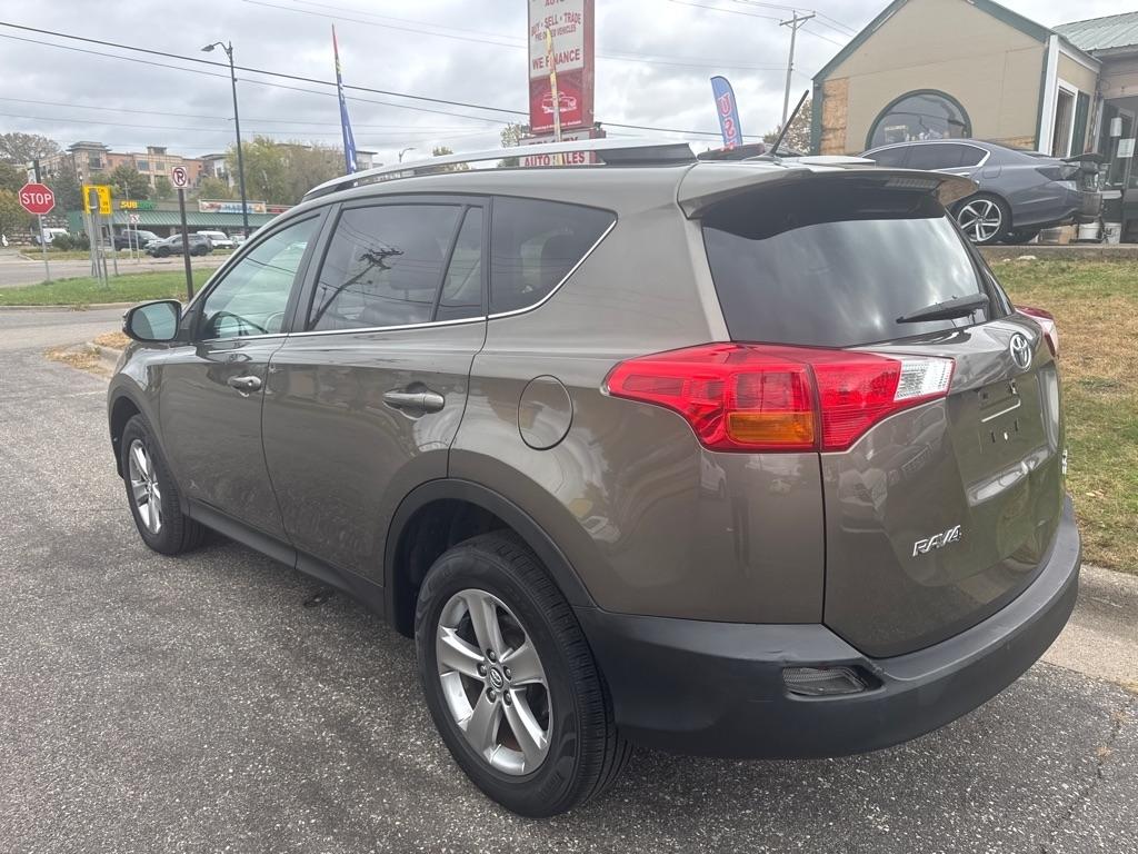 Toyota RAV4  2015