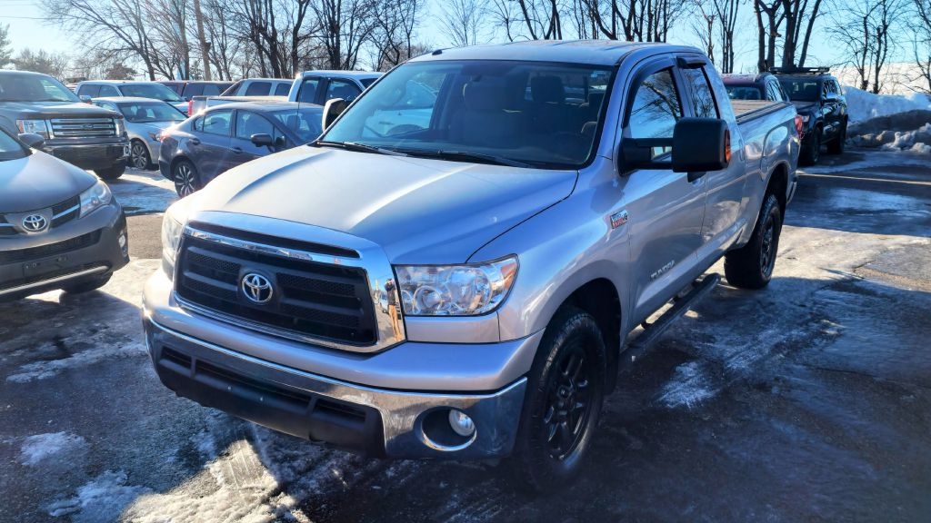 Toyota Tundra  2013