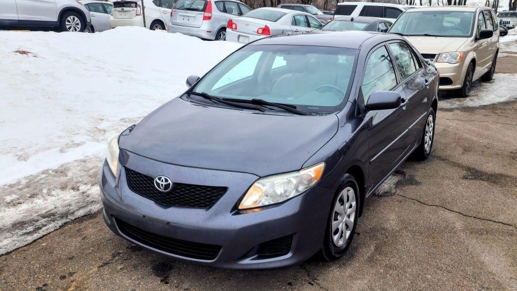 Toyota Corolla  2010