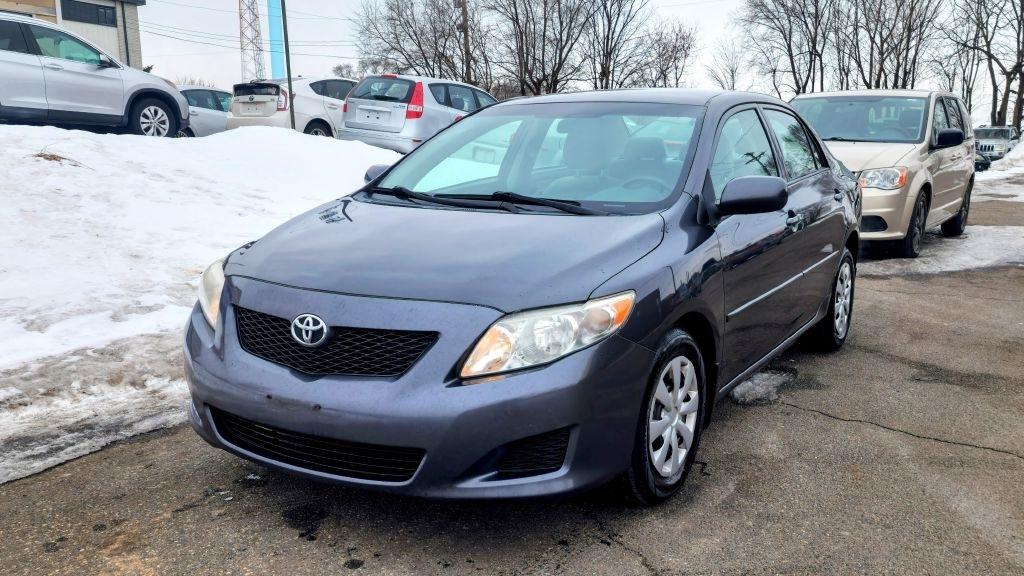 Toyota Corolla  2010