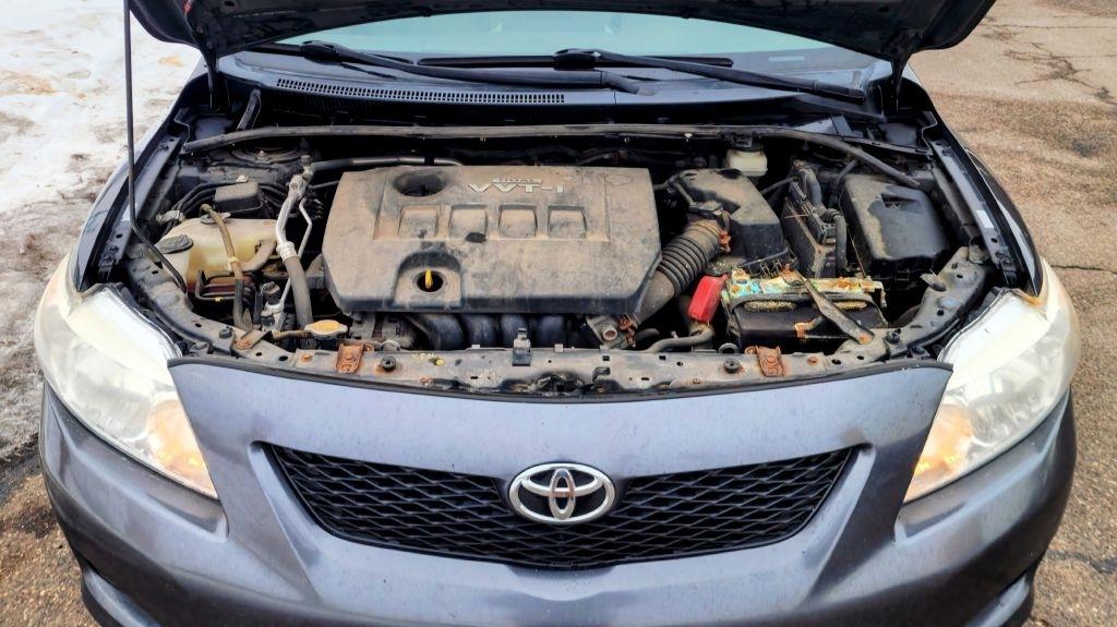 Toyota Corolla  2010