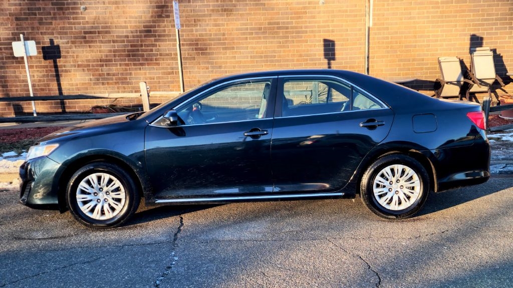 Toyota Camry  2013