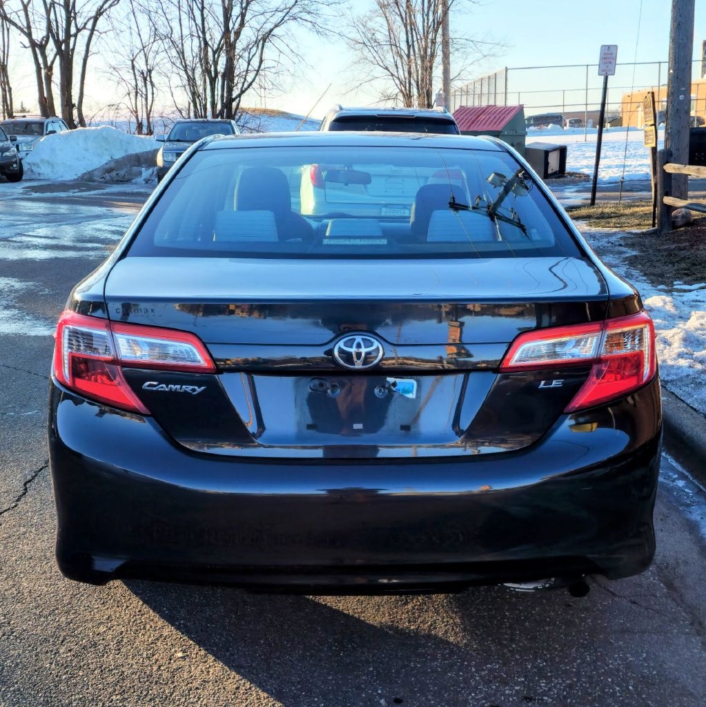 Toyota Camry  2013