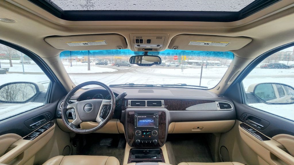 GMC Yukon Denali  2014