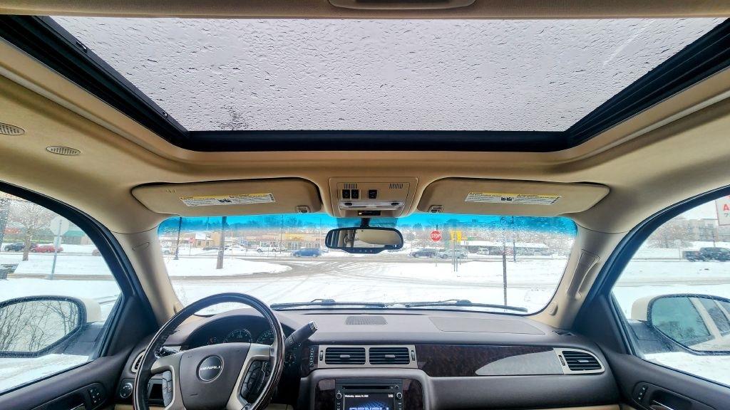 GMC Yukon Denali  2014