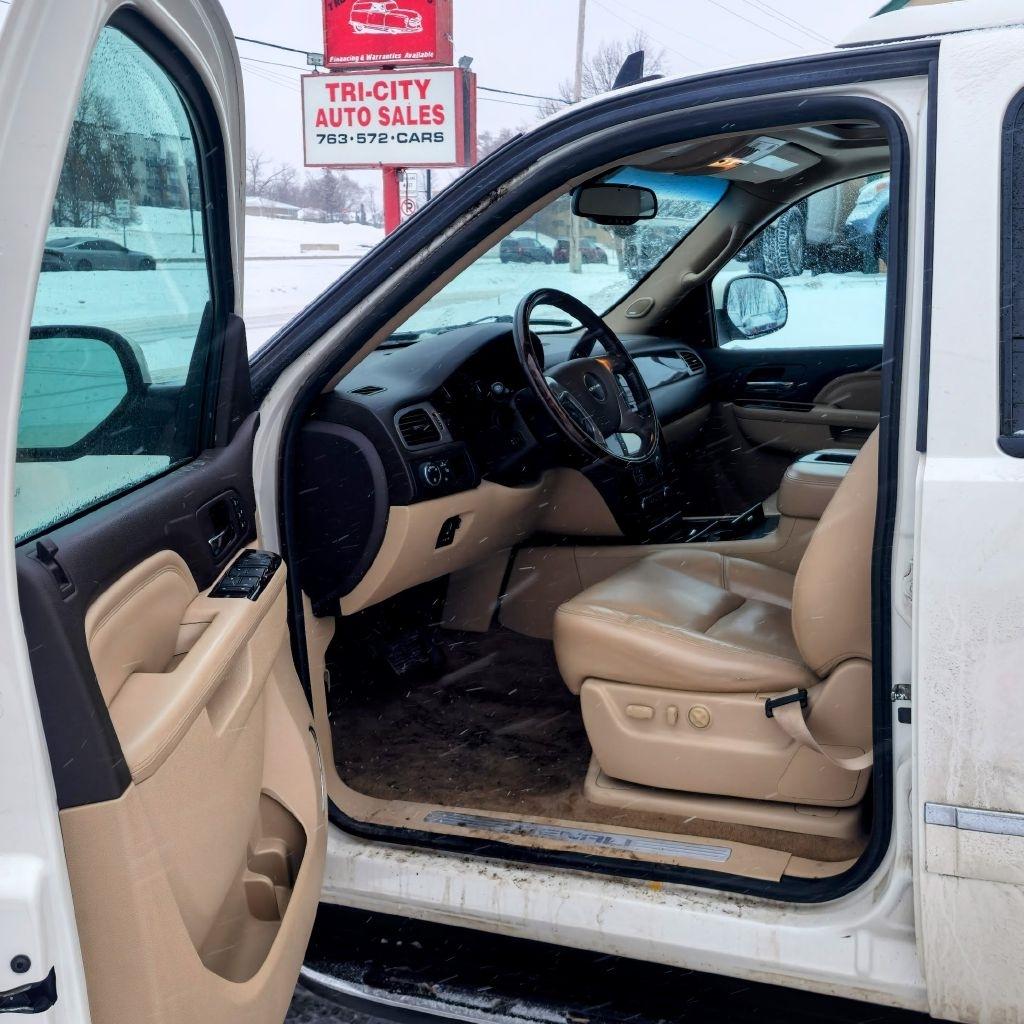 GMC Yukon Denali  2014