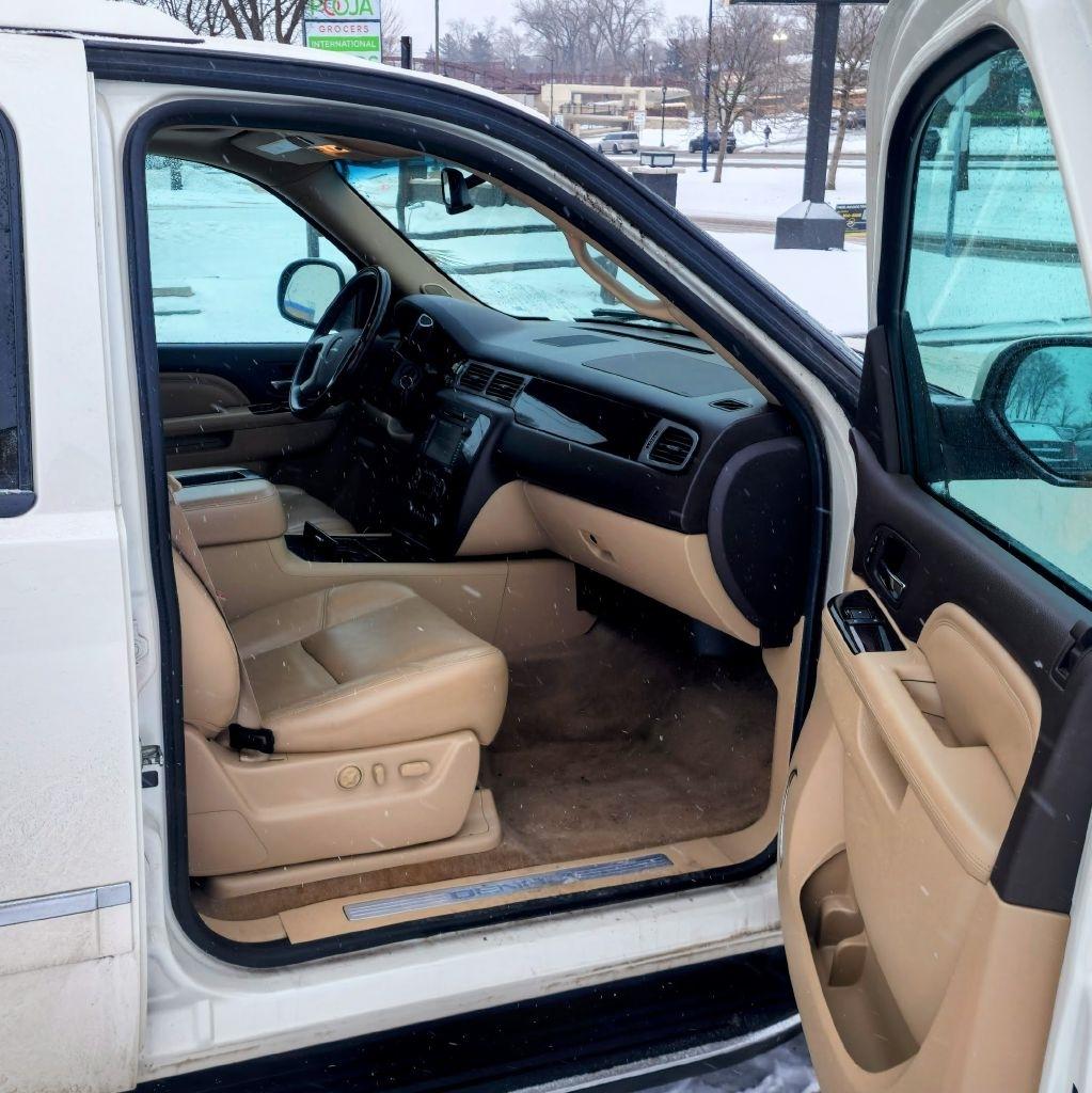 GMC Yukon Denali  2014