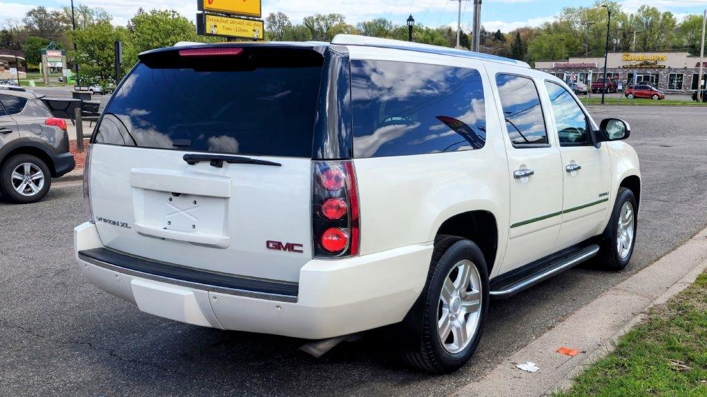 GMC Yukon Denali  2014
