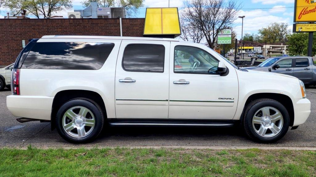 GMC Yukon Denali  2014