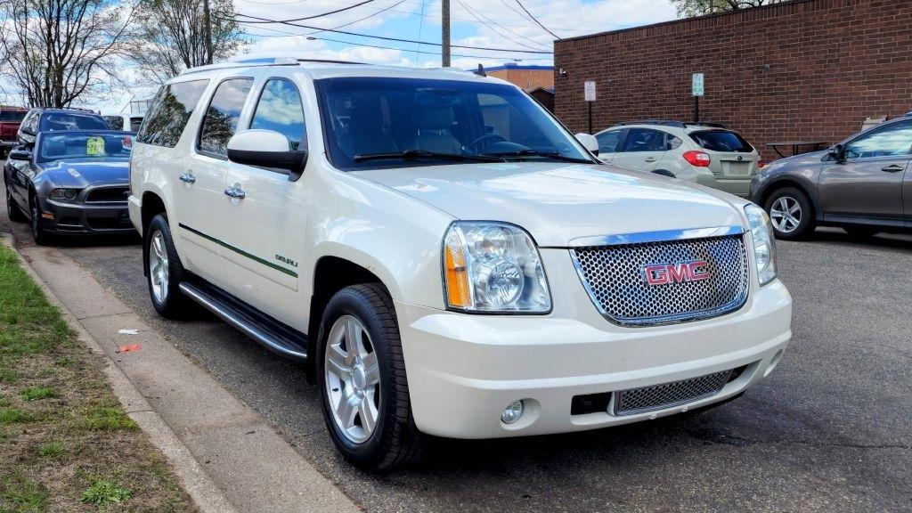 GMC Yukon Denali  2014