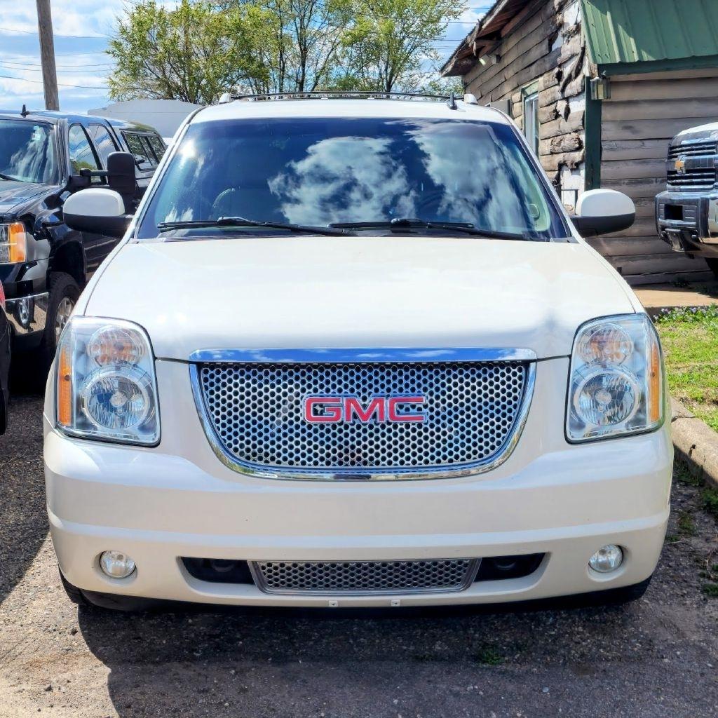 GMC Yukon Denali  2014