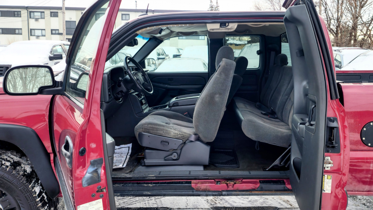 Chevrolet Silverado 1500  2004