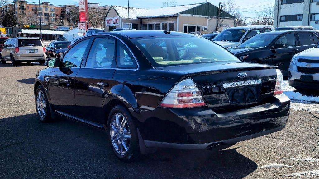 Ford Taurus  2008