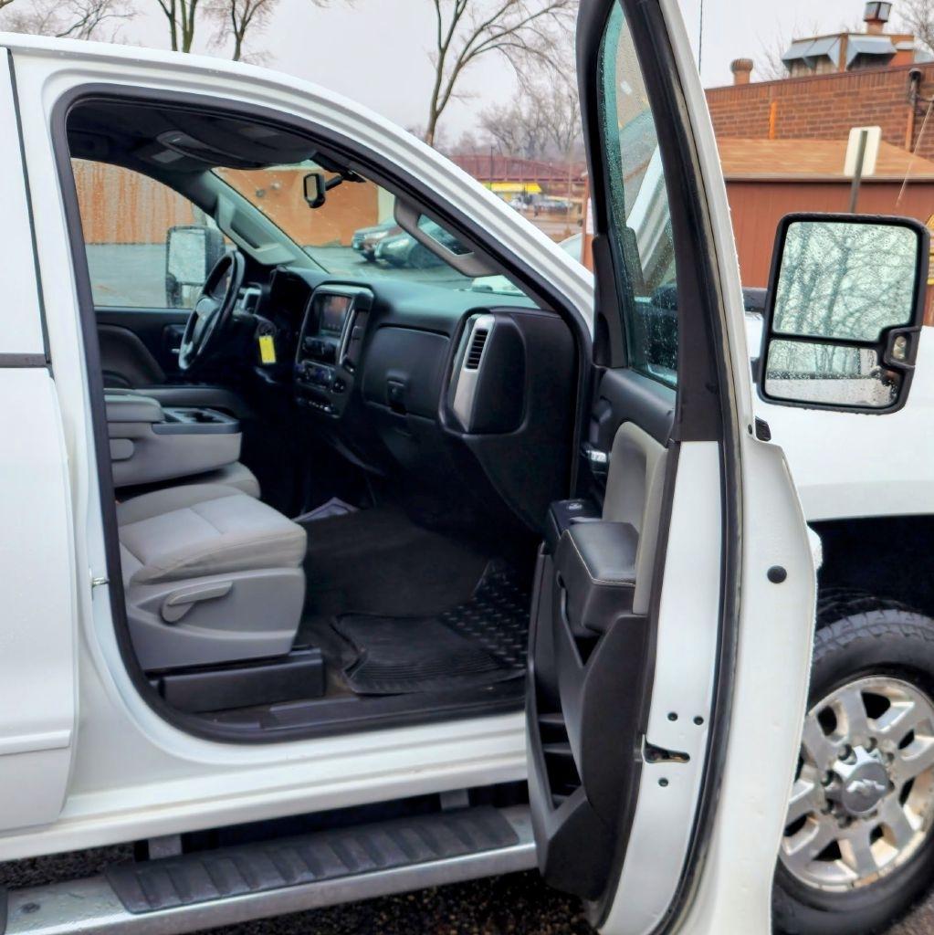 Chevrolet Silverado 2500HD  2015