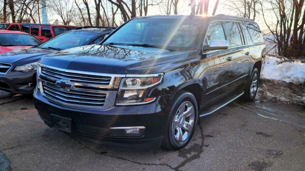 Chevrolet Suburban  2017
