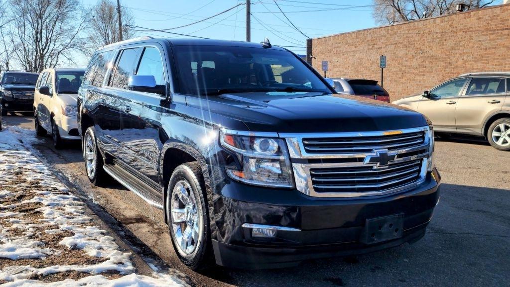 Chevrolet Suburban  2017