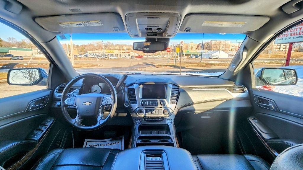 Chevrolet Suburban  2017