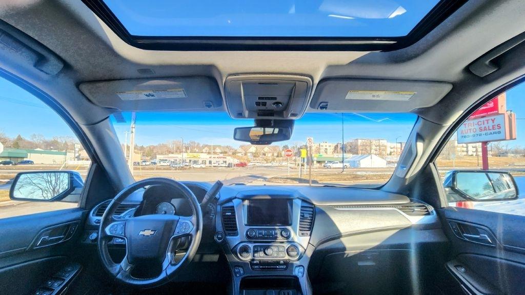 Chevrolet Suburban  2017