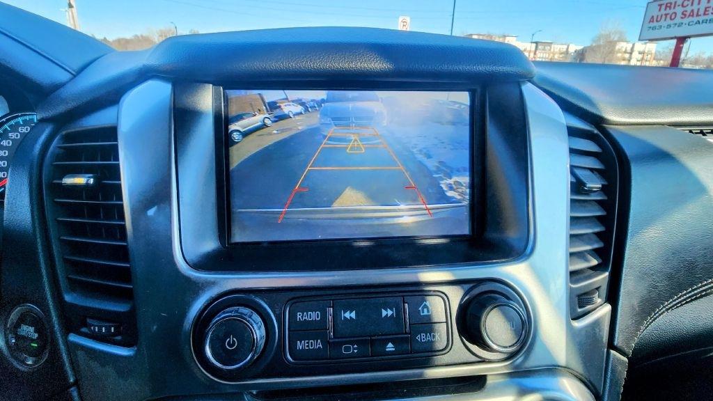 Chevrolet Suburban  2017