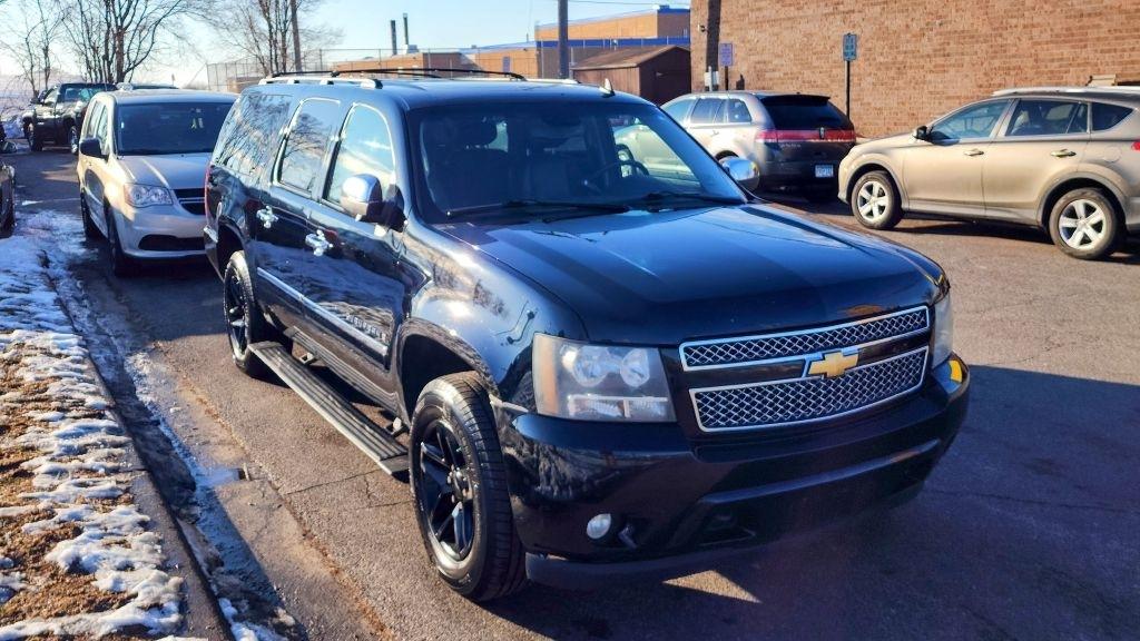 Chevrolet Suburban  2009