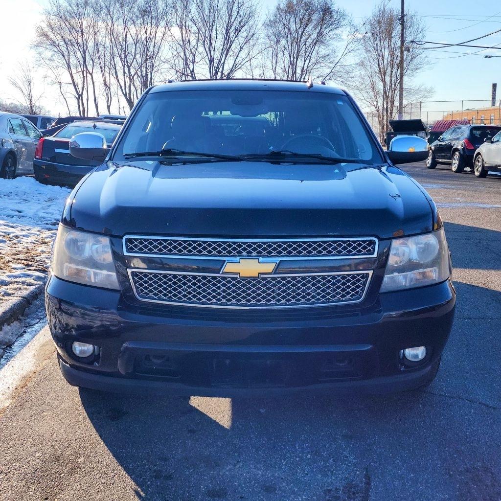 Chevrolet Suburban  2009