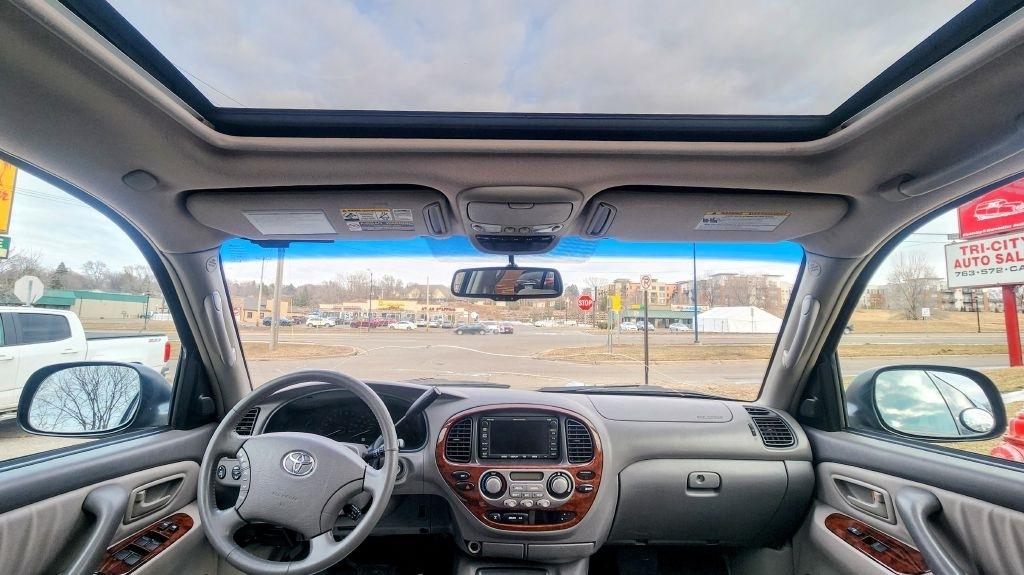 Toyota Sequoia  2007