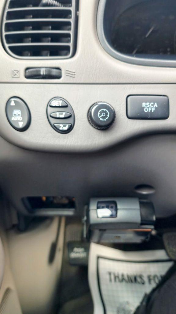 Toyota Sequoia  2007