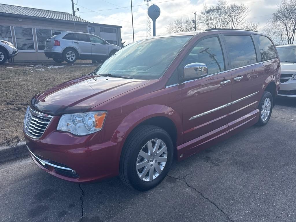 Chrysler Town & Country  2012