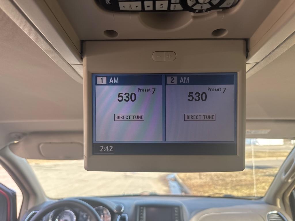 Chrysler Town & Country  2012