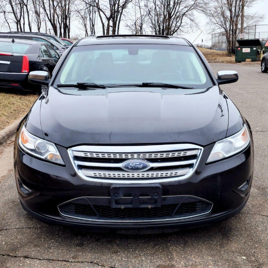 Ford Taurus  2010