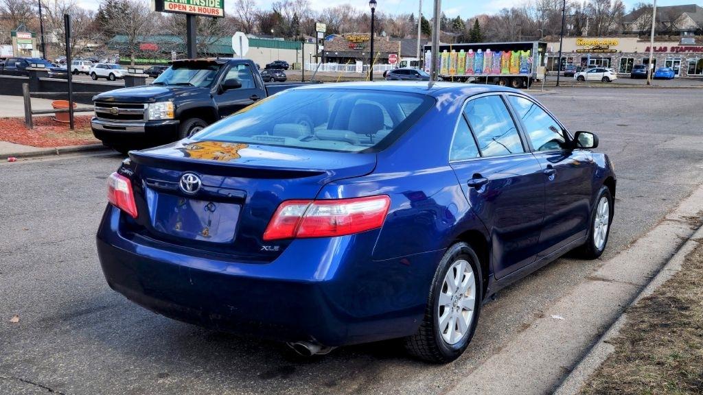 Toyota Camry  2009