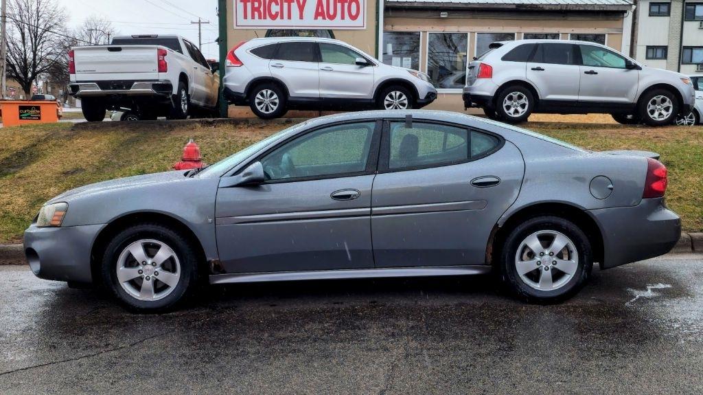 Pontiac Grand Prix  2008