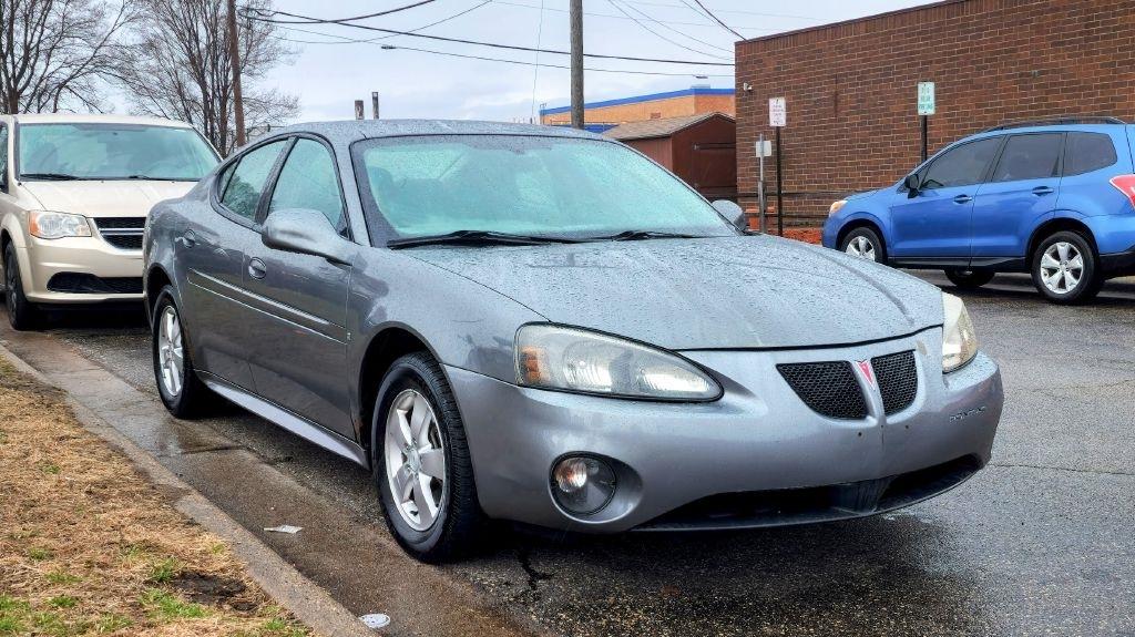 Pontiac Grand Prix  2008