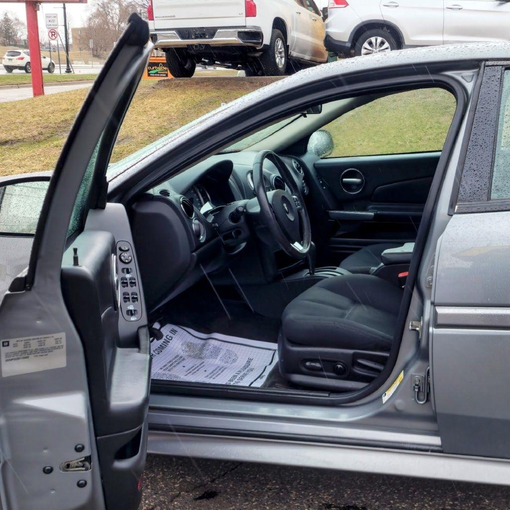 Pontiac Grand Prix  2008