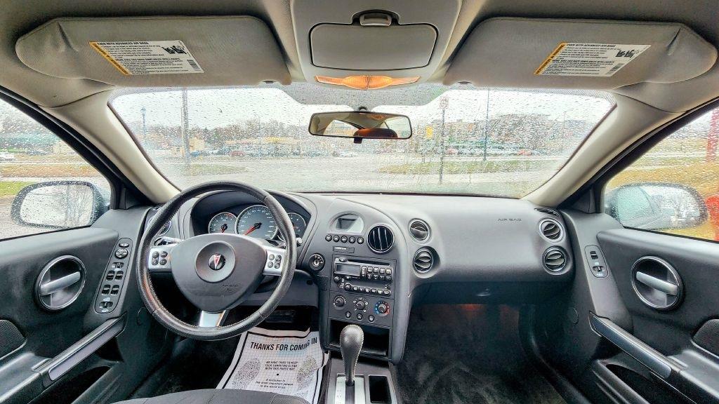 Pontiac Grand Prix  2008